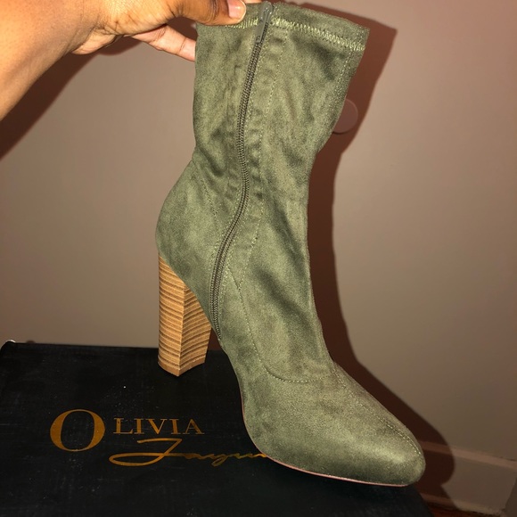 Olive Green suede Bootie Block Heels! - Picture 4 of 6